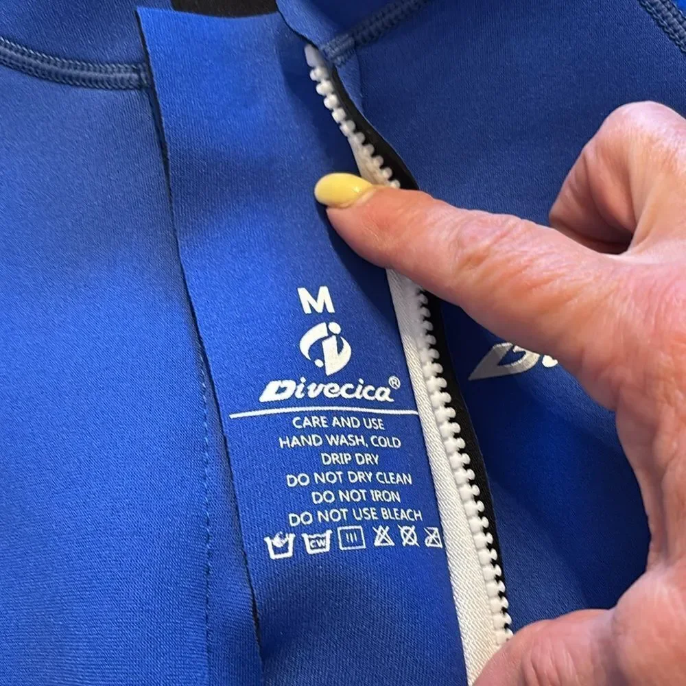 Source Unknown zipper front